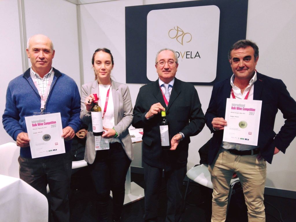 Altovela premios World Bulk Wine Exhibition